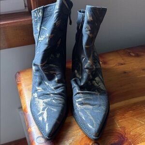 Antelope M45 Danuta Black& Gold Women's gorgeous boots w hand made rubber sole